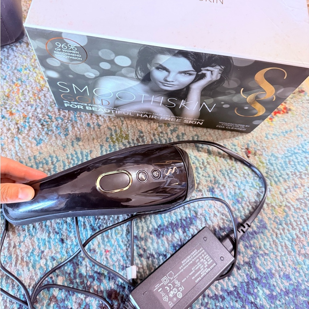 SmoothSkin Home IPL Hair Removal Device - Black